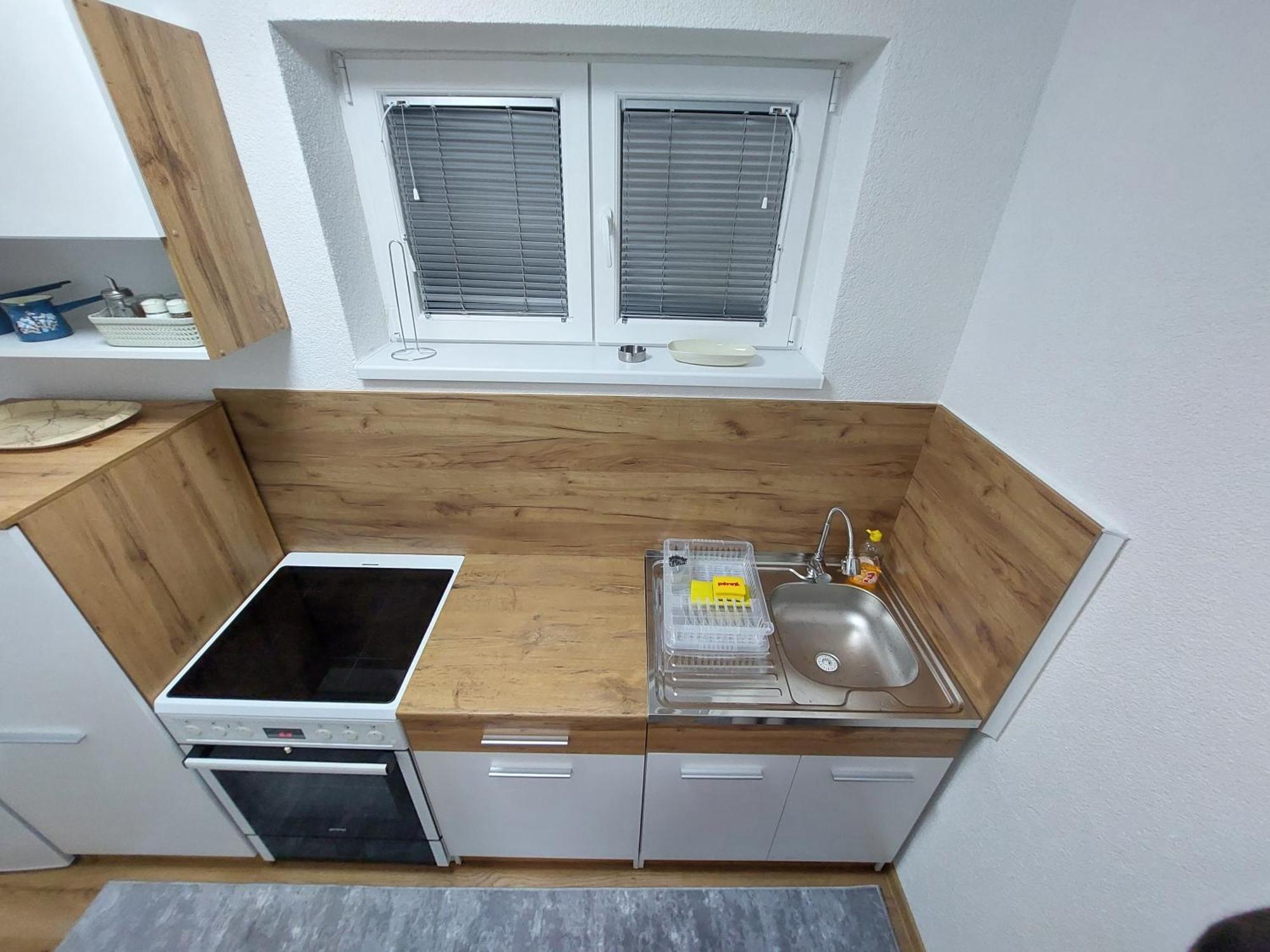 Apartman "Medeni" بيهاتش المظهر الخارجي الصورة